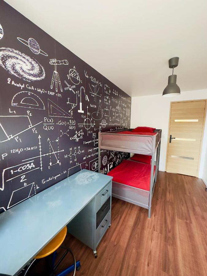 Appartement Familial Disneyland Paris - Wifi Et Parking Inclus ! Coutevroult Dış mekan fotoğraf